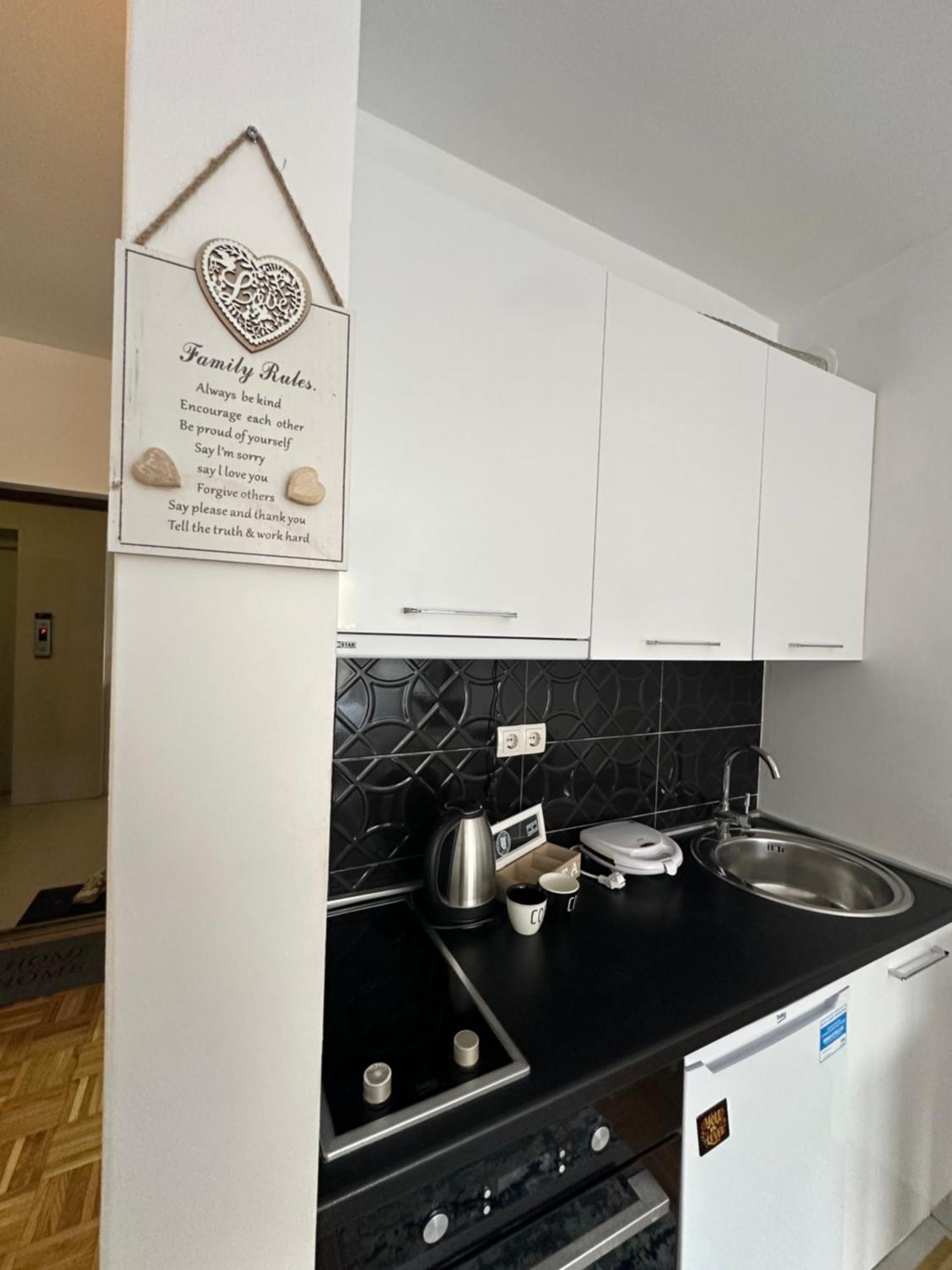 Apartment Guri Priştine Dış mekan fotoğraf